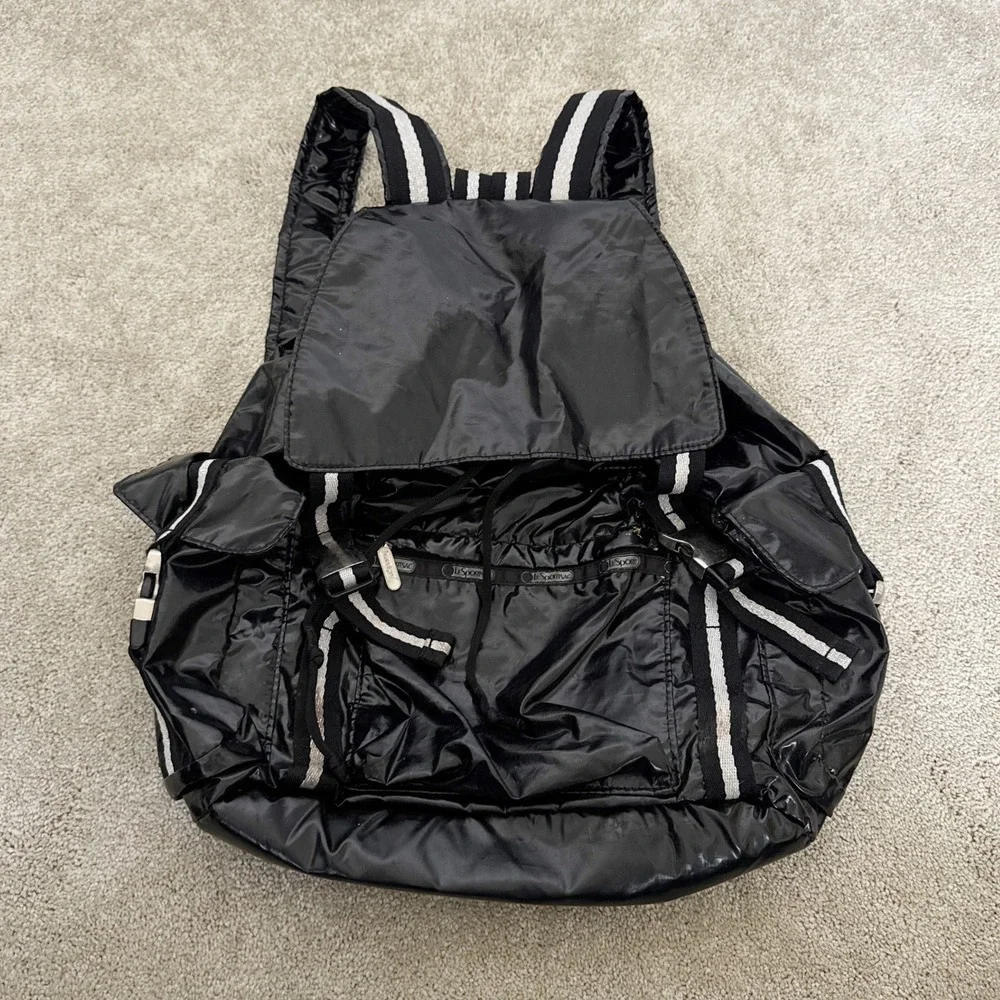 LeSportsac Voyager Black Patent‎ Drawstring Backpack Bag Large Travel